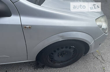 Универсал Opel Astra 2007 в 