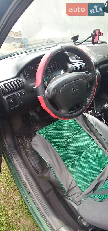 Универсал Opel Astra 1996 в Ужгороде фото 7 Универсал Opel Astra 1996 в Ужгороде