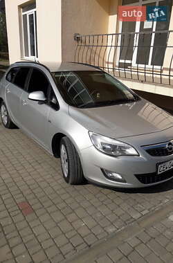 Минивэн Opel Astra 2011 в Косове