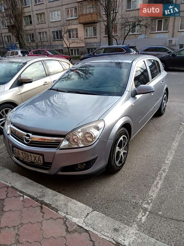 Opel Astra 2007