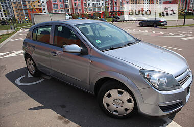 Хэтчбек Opel Astra 2004 в Ровно
