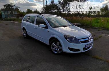 Універсал Opel Astra 2008 в Черкасах