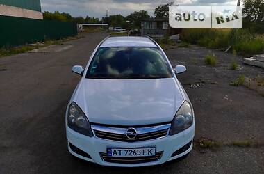 Універсал Opel Astra 2008 в Черкасах