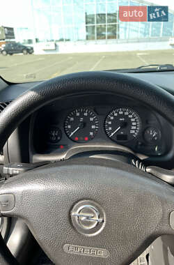 Седан Opel Astra 2008 в 