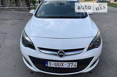 Універсал Opel Astra 2015 в Запоріжжі