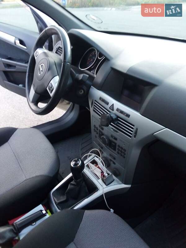 Универсал Opel Astra 2009 в Виннице