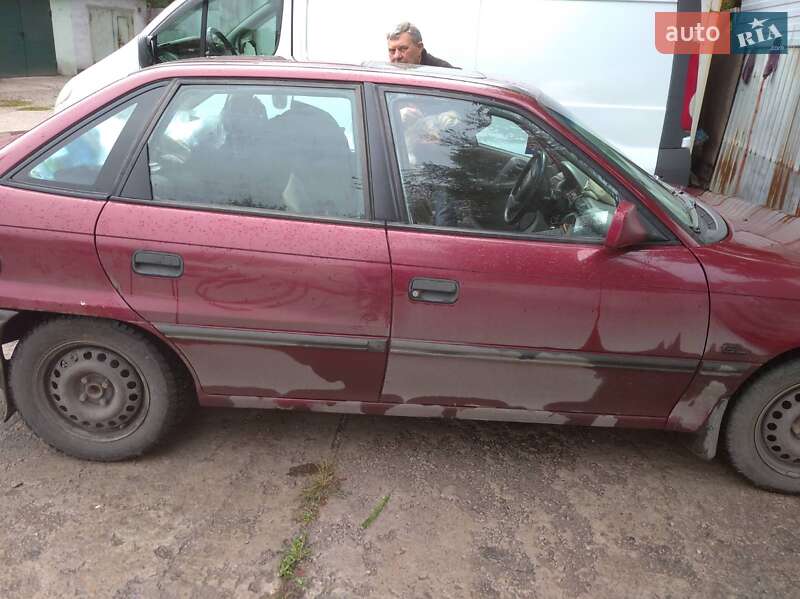 Седан Opel Astra 1993 в Запорожье