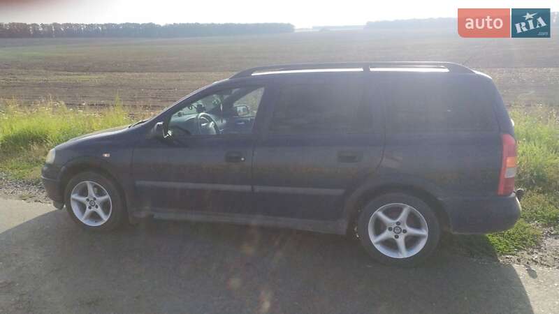 Универсал Opel Astra 2001 в Харькове