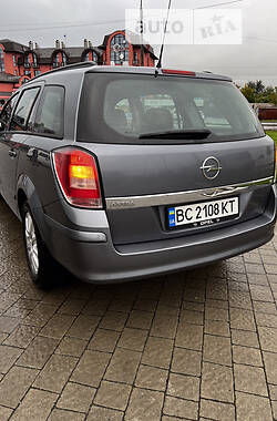 Универсал Opel Astra 2007 в Дрогобыче