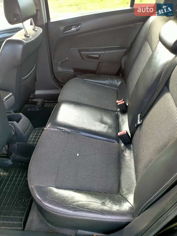 Универсал Opel Astra 2005 в Подольске