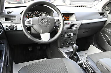 Универсал Opel Astra 2007 в Бердичеве