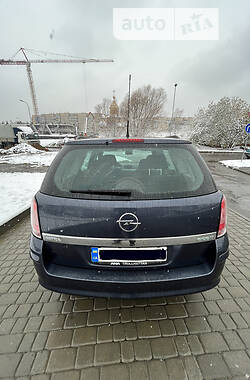 Универсал Opel Astra 2009 в Львове