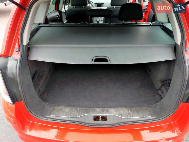 Универсал Opel Astra 2009 в Виннице