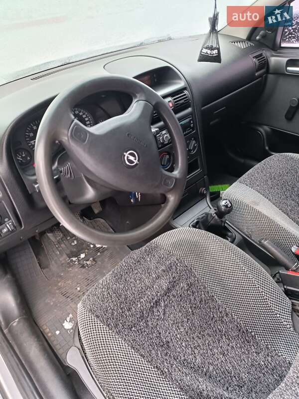 Седан Opel Astra 2005 в Полтаве фото 5 Седан Opel Astra 2005 в Полтаве
