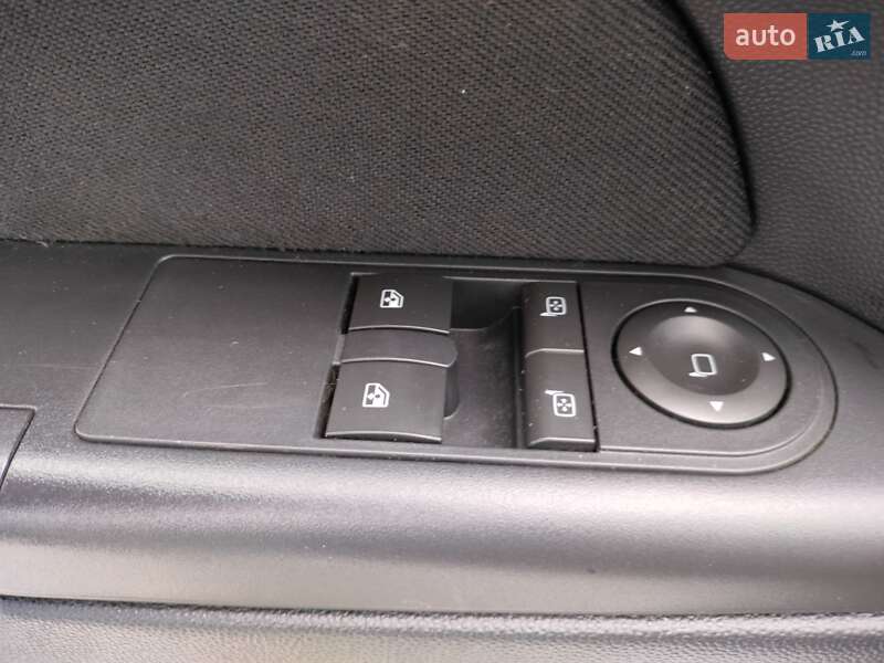 Універсал Opel Astra 2009 в Вінниці