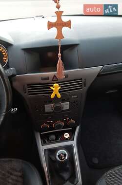Хетчбек Opel Astra 2006 в Києві