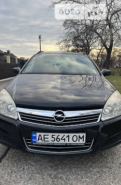 Универсал Opel Astra 2008 в Днепре