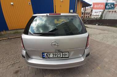 Универсал Opel Astra 2006 в Ивано-Франковске