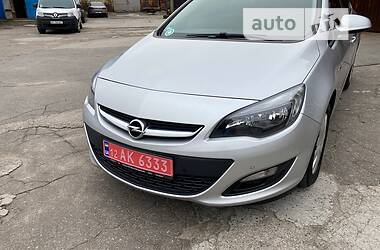 Универсал Opel Astra 2015 в Запорожье