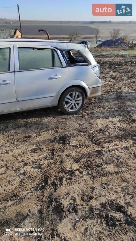 Универсал Opel Astra 2008 в Болграде