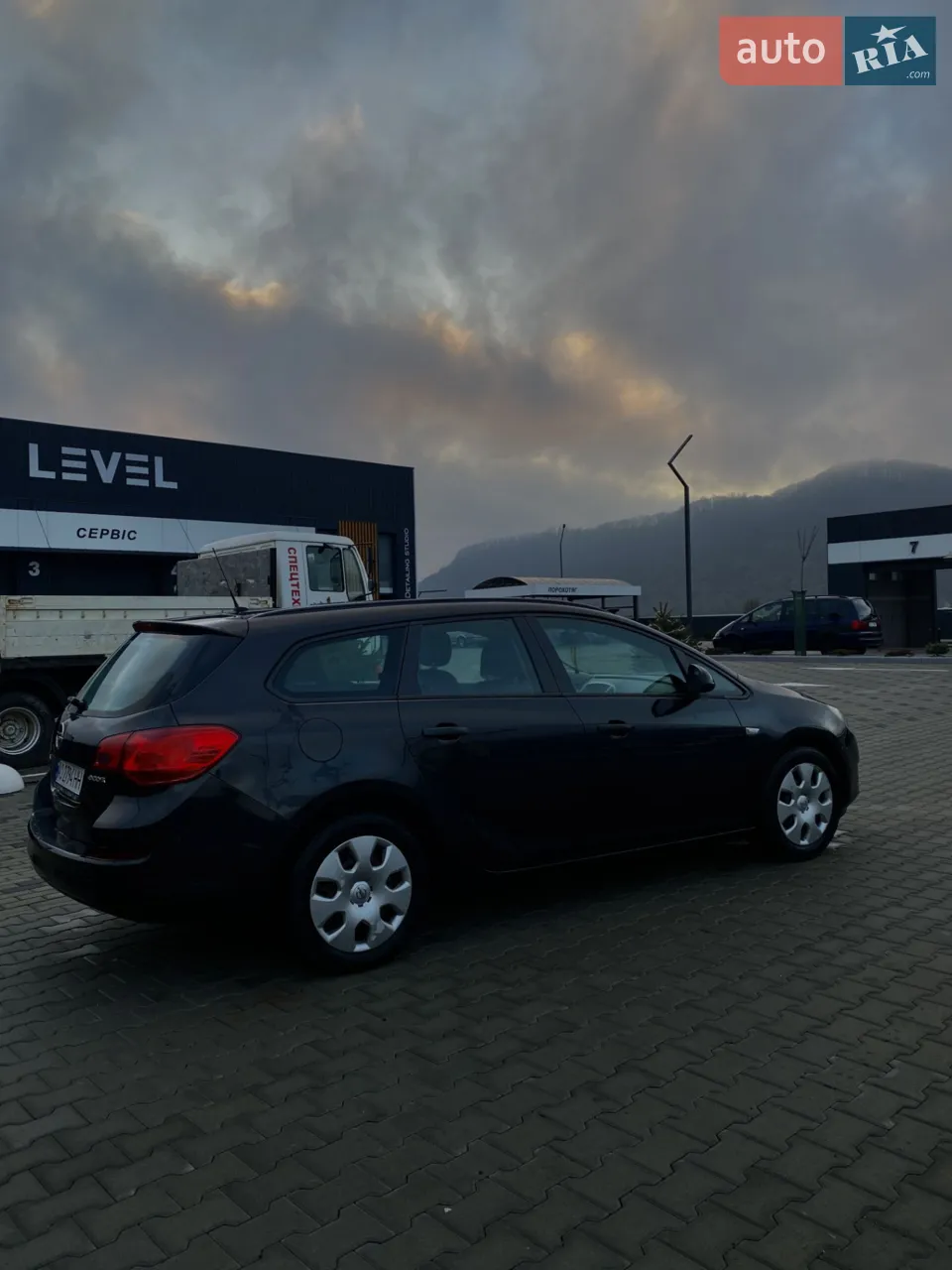 2011 Opel Astra - мініатюра 20