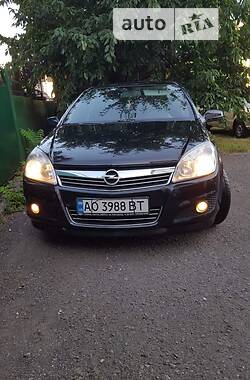 Универсал Opel Astra 2007 в Ужгороде