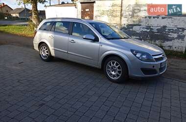 Універсал Opel Astra 2005 в Івано-Франківську