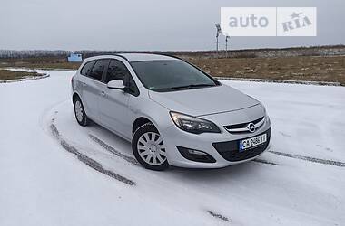 Універсал Opel Astra 2015 в Умані