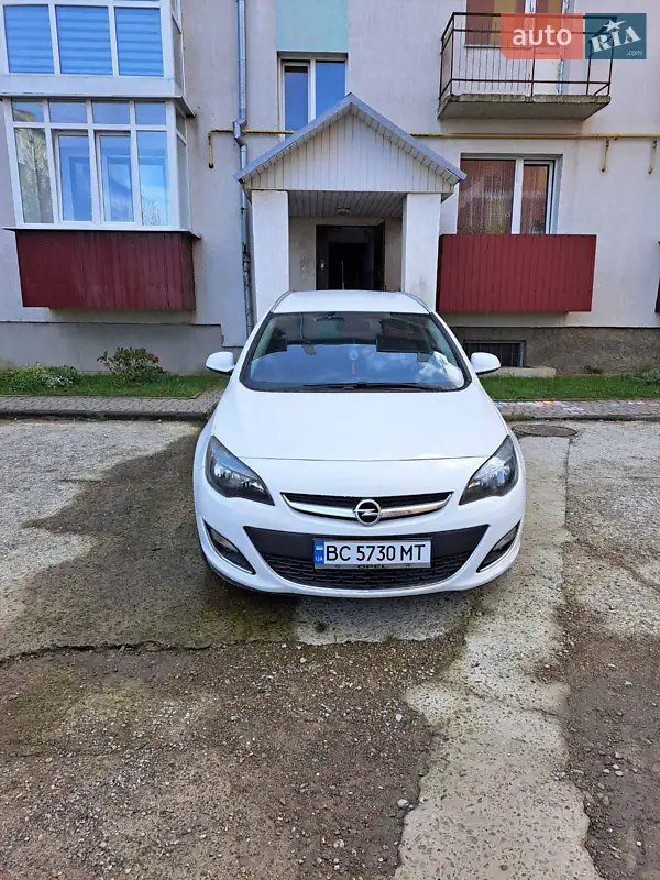 Opel Astra 2014