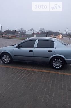 Седан Opel Astra 2006 в Кропивницькому