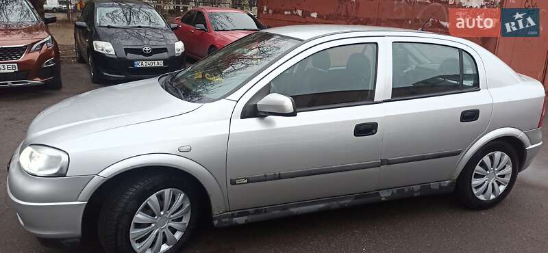 Хетчбек Opel Astra 1998 в Києві