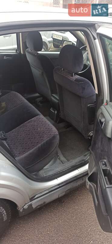 Хетчбек Opel Astra 1998 в Києві