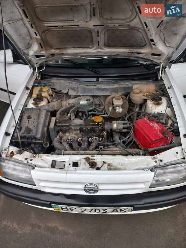 Универсал Opel Astra 1995 в Львове