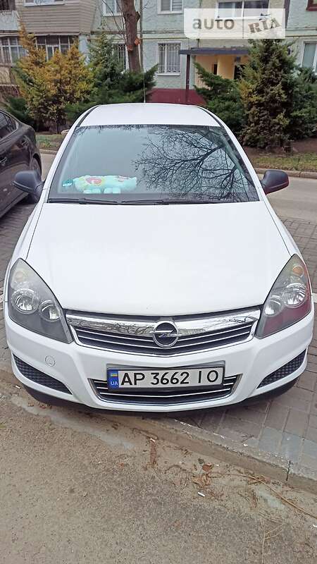 Универсал Opel Astra 2009 в Запорожье