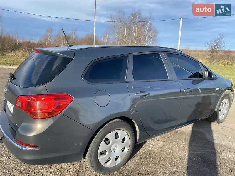 Opel Astra 2014
