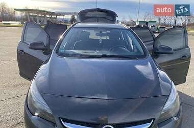 Универсал Opel Astra 2014 в 