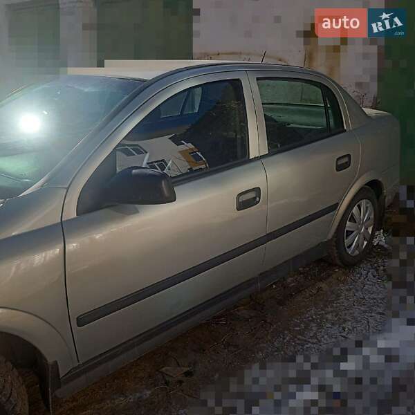 Седан Opel Astra 2007 в Киеве