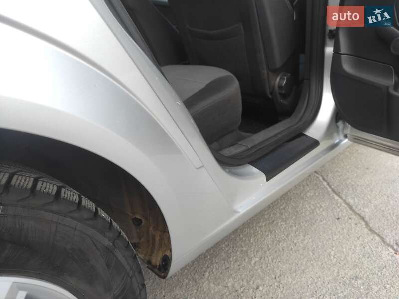 Универсал Opel Astra 2005 в Днепре