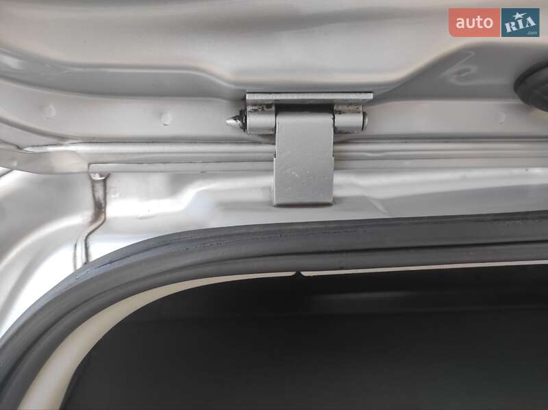 Универсал Opel Astra 2005 в Днепре