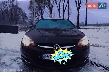 Универсал Opel Astra 2013 в 