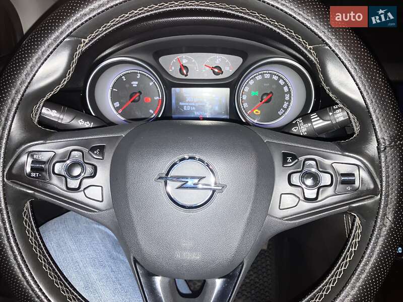 Универсал Opel Astra 2016 в Днепре