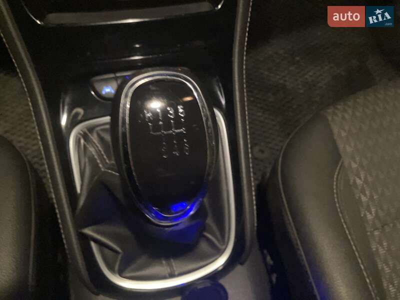 Универсал Opel Astra 2016 в Днепре