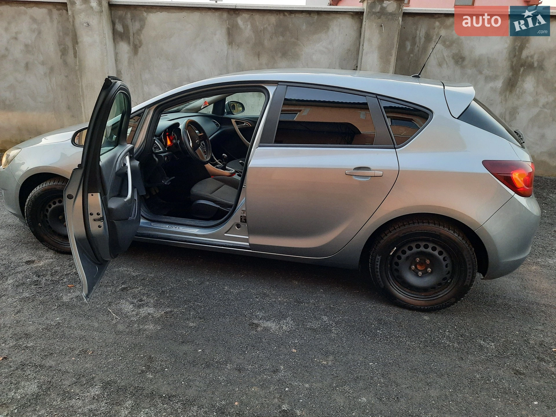 Opel Astra 2010 VIN W0LPD6ED9AG060562 фото оголошення 4 з 5