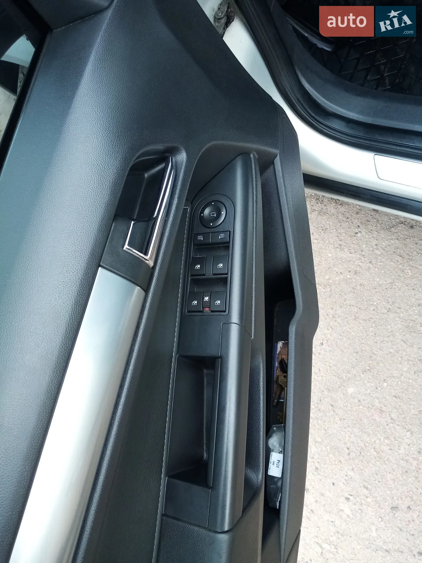 2010 Opel Astra - мініатюра 9