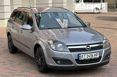 Универсал Opel Astra 2005 в Ивано-Франковске