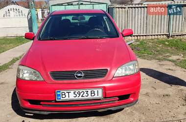 Хэтчбек Opel Astra 1998 в Снигиревке