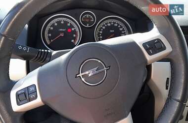 Універсал Opel Astra 2007 в Павлограді