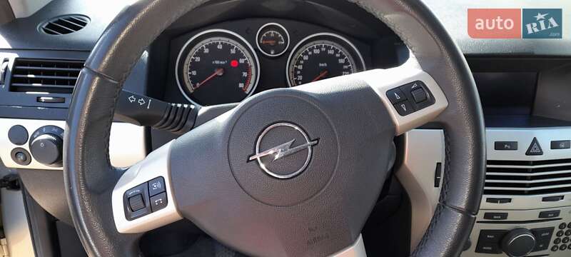 Універсал Opel Astra 2007 в Павлограді