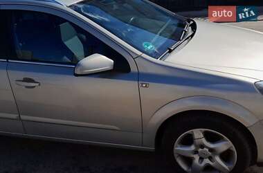 Універсал Opel Astra 2007 в Павлограді