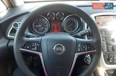 Универсал Opel Astra 2011 в 
